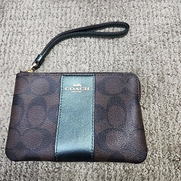 Coach Wristlet Wallet Brown Corner Zip Size Small - Picture 1 of 7